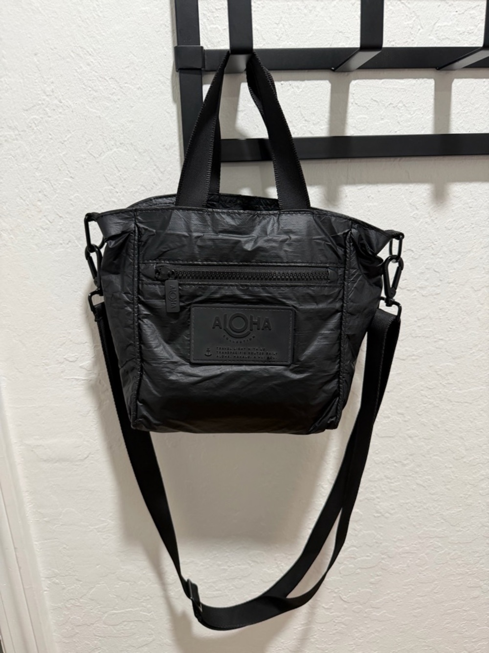 ALOHA Collection Black Crossbody Tote Bag – Lightweight, Water-Resistant